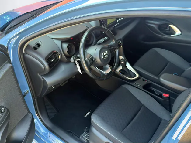 Toyota Yaris 1.5 VVT-i HSD Trend