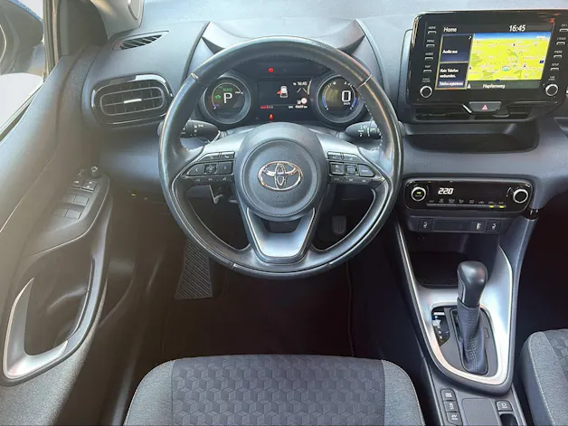Toyota Yaris 1.5 VVT-i HSD Trend