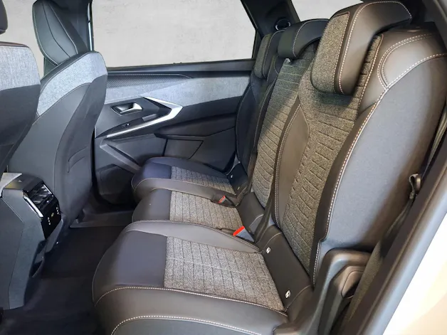 Peugeot 5008 e-Allure Premium AWD 73kWh