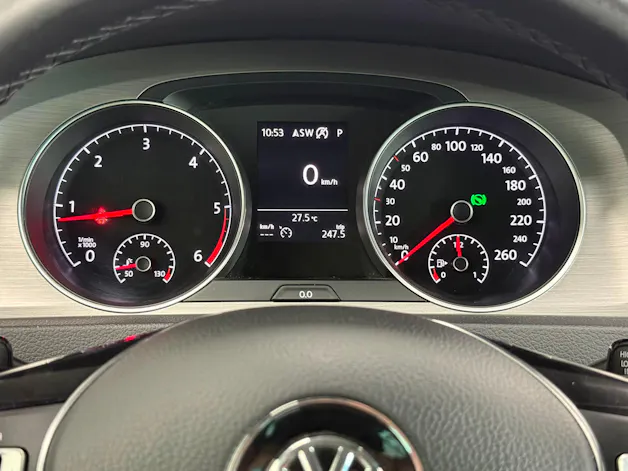 VW Golf VII Variant 1.6 TDI Trendline
