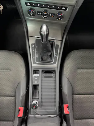 VW Golf VII Variant 1.6 TDI Trendline