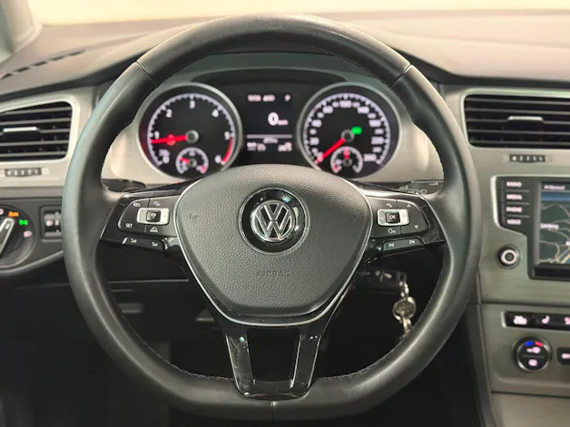 VW Golf VII Variant 1.6 TDI Trendline