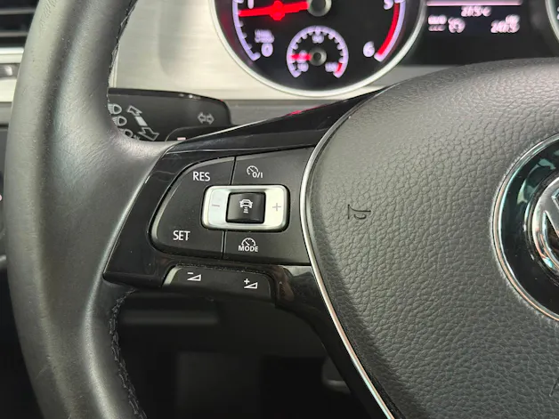 VW Golf VII Variant 1.6 TDI Trendline