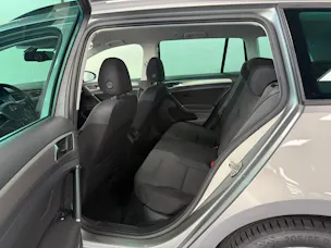 VW Golf VII Variant 1.6 TDI Trendline