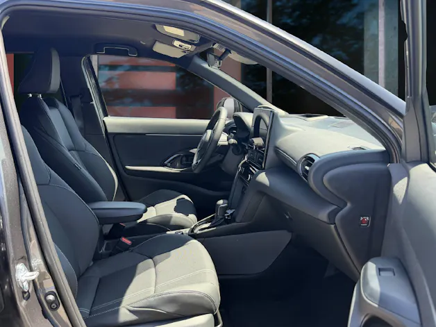 Toyota Yaris Cross 1.5 VVT-i HSD Premium AWD-i
