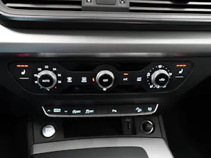 AUDI Q5 2.0 40 TDI quattro S-Tronic