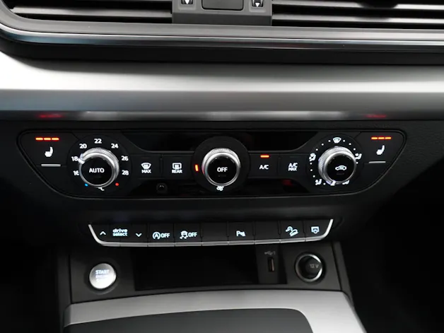 AUDI Q5 2.0 40 TDI quattro S-Tronic
