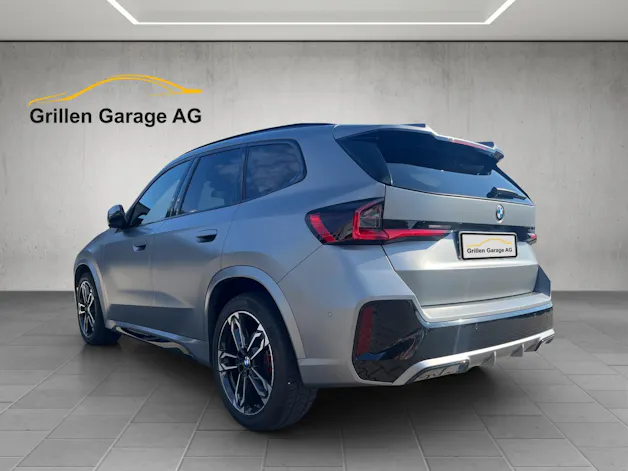 BMW X1 23d xDrive paddles