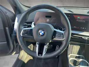 BMW X1 23d xDrive paddles