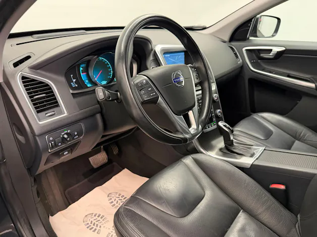 Volvo XC60 2.4 D5 Summum AWD