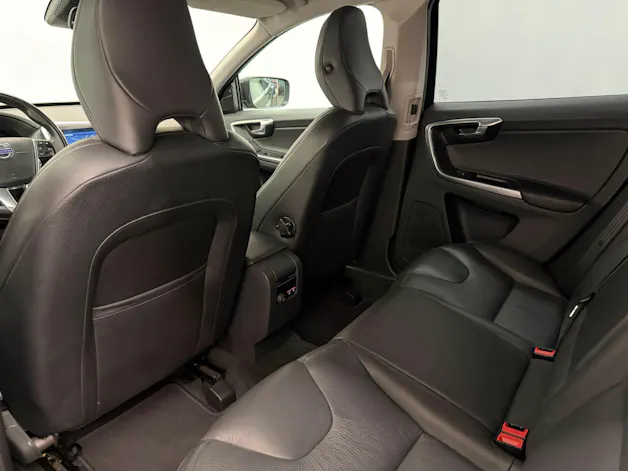 Volvo XC60 2.4 D5 Summum AWD