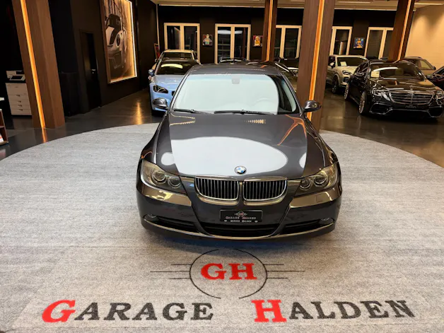 BMW 325i