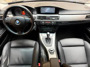 BMW 325i