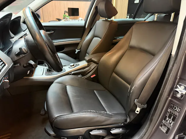 BMW 325i