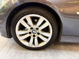 BMW 325i