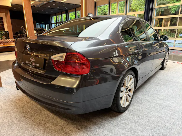 BMW 325i