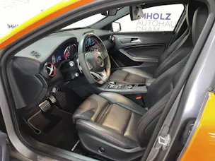 Mercedes-Benz A 45 AMG 4m