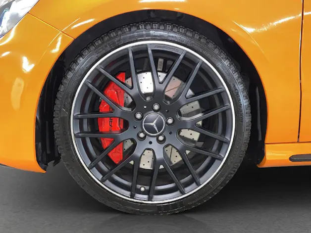 Mercedes-Benz A 45 AMG 4m