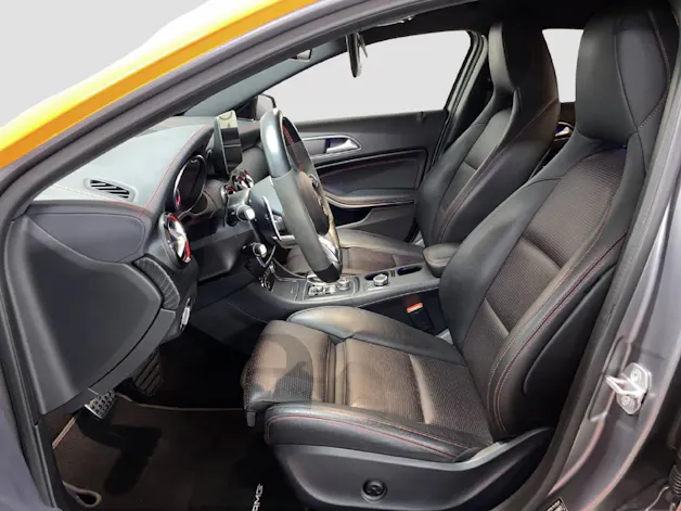 Mercedes-Benz A 45 AMG 4m