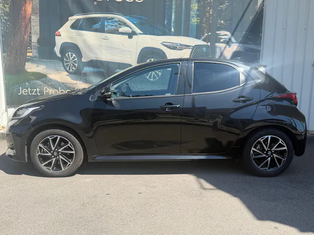 Toyota Yaris 1.5 VVT-i HSD Trend