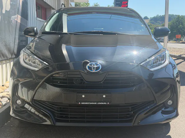 Toyota Yaris 1.5 VVT-i HSD Trend