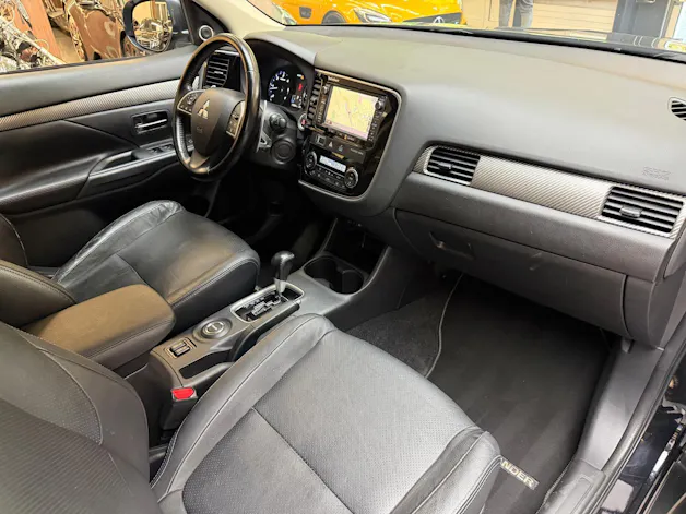 Mitsubishi Outlander 2.2 DID Intense eAssist