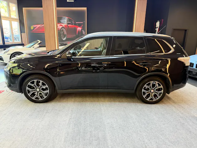 Mitsubishi Outlander 2.2 DID Intense eAssist