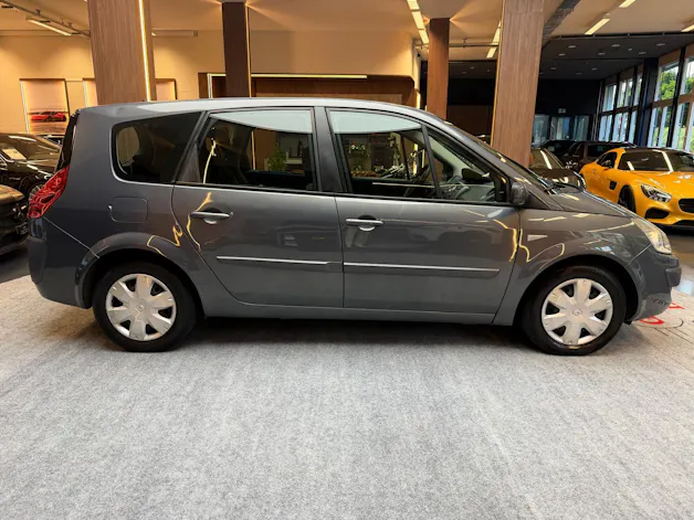 Renault Grand Scénic 2.0 16V Dynamique