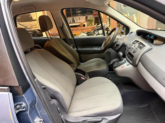 Renault Grand Scénic 2.0 16V Dynamique