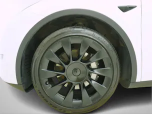 Tesla Model Y Long Range Dual AWD