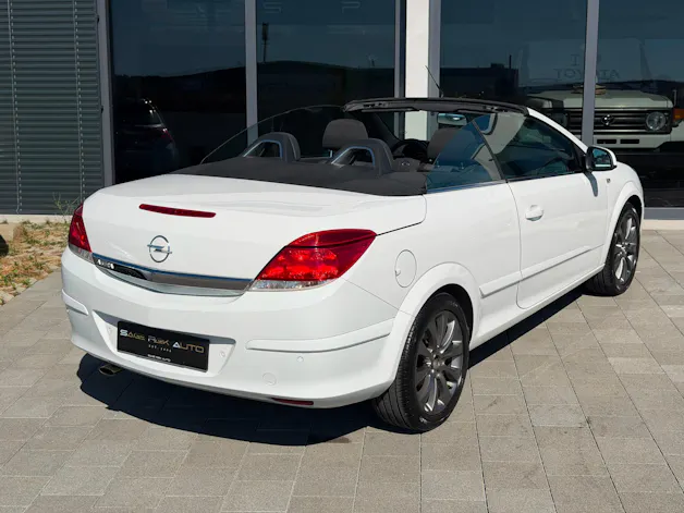 Opel Astra TwinTop 1.8i 16V 140 Cosmo