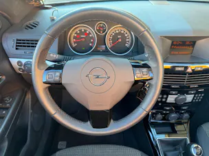 Opel Astra TwinTop 1.8i 16V 140 Cosmo