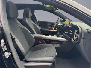 Mercedes-Benz CLA 220 4-Matic Shooting Brake