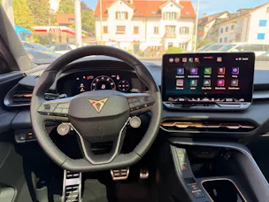 Cupra Terramar 1.5 e-Hybrid 204 PS *** ANHÄNGERKUPPLUNG & PANORAMADACH ***