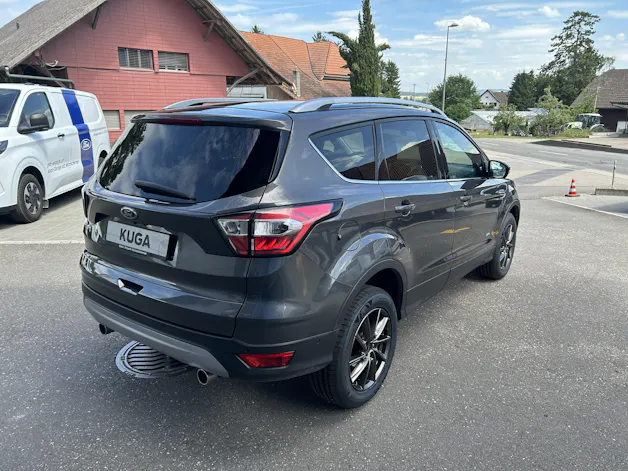 Ford Kuga 2.0 TDCi Business 4WD PowerShift