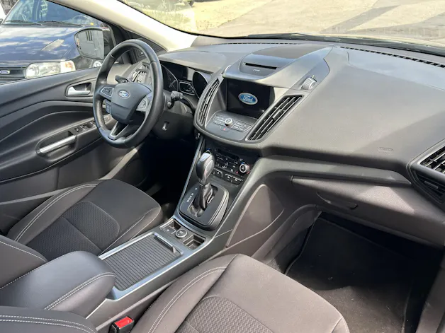 Ford Kuga 2.0 TDCi Business 4WD PowerShift