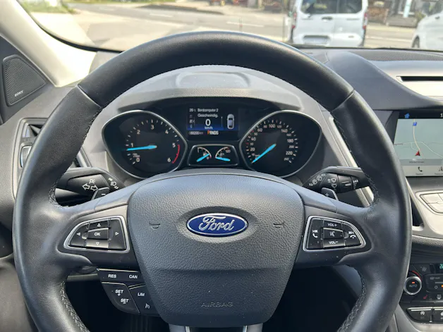 Ford Kuga 2.0 TDCi Business 4WD PowerShift