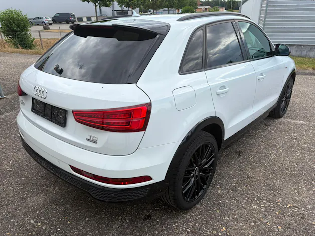 Audi Q3 2.0 TDI sport quattro S-tronic