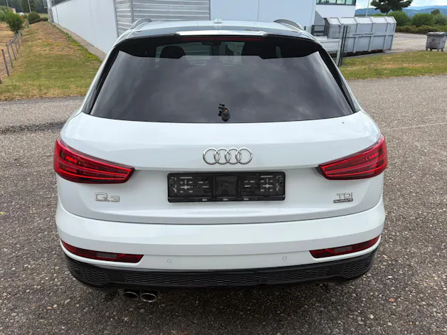 Audi Q3 2.0 TDI sport quattro S-tronic