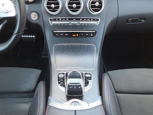 Mercedes-Benz C 200 AMG Line Cabriolet 4Matic 9G-Tronic