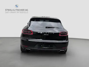 PORSCHE Macan PDK