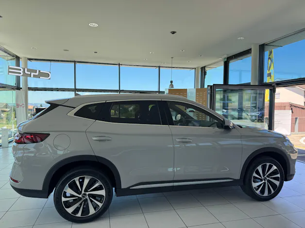 BYD Seal U DM-i Design AWD