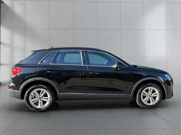 Audi Q3 35 TFSI Attraction S-tronic
