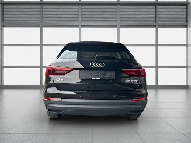 AUDI Q3 35 TFSI Attraction S-tronic