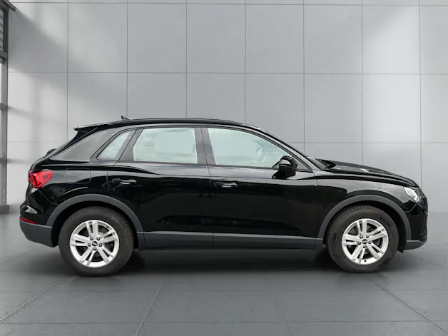 AUDI Q3 35 TFSI Attraction S-tronic