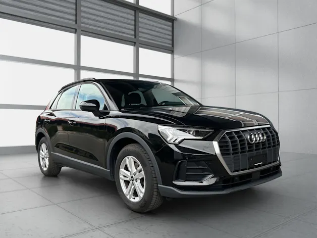 AUDI Q3 35 TFSI Attraction S-tronic
