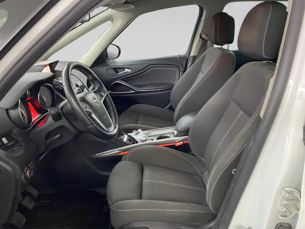 Opel Zafira Tourer 1.4i 16V Cosmo