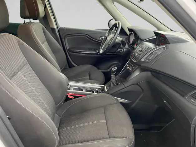 Opel Zafira Tourer 1.4i 16V Cosmo