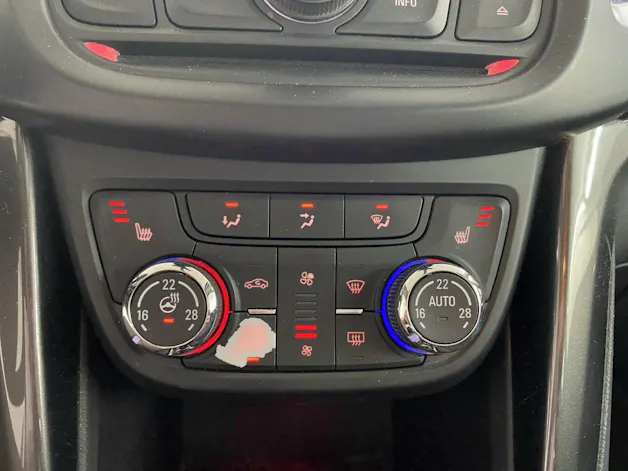 Opel Zafira Tourer 1.4i 16V Cosmo