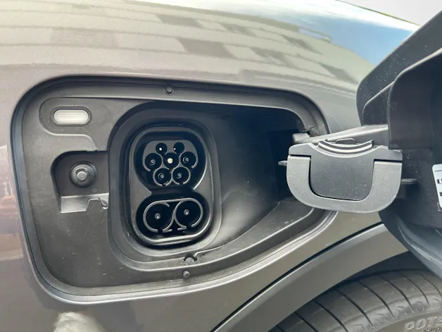 Cupra Raval 52 kWh Dynamic+ Launch Edition